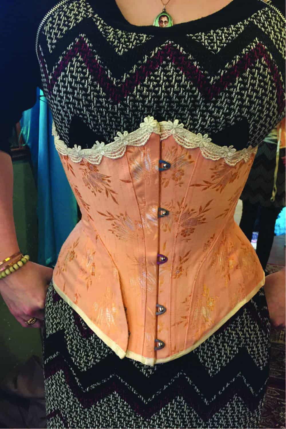 Medical corset brace